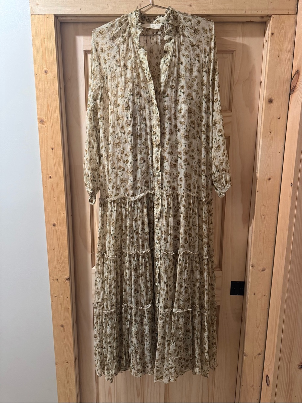 Alessia Zamattio Women's Beige Silk Floral
Button Up Mimosa Dress Sz IT44 US8